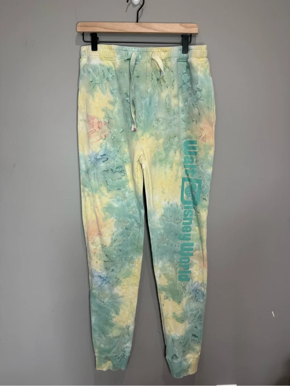 Disney World Tie Dye Sweatshirt M & Joggers S Lounge Set - Picture 5 of 9